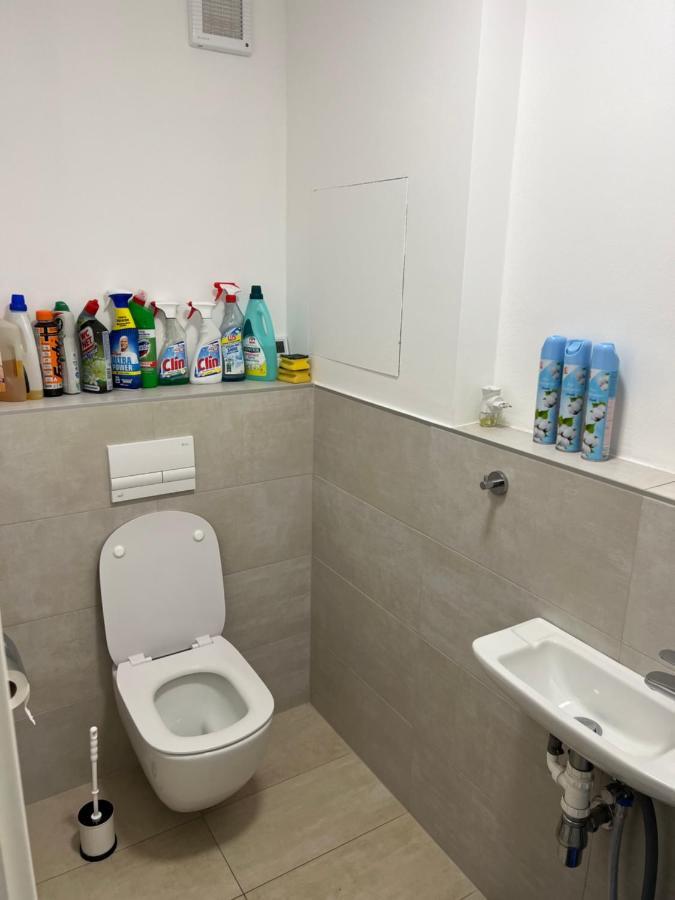 Beautiful 2 Bedroom Apartment Prostejov Exterior photo